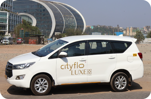 Toyota Innova Crysta exterior